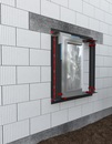 Poprawna  izolacja oraz uszczelnienia połączeń okien i drzwi z murem podczas montażu w warstwie ocieplenia